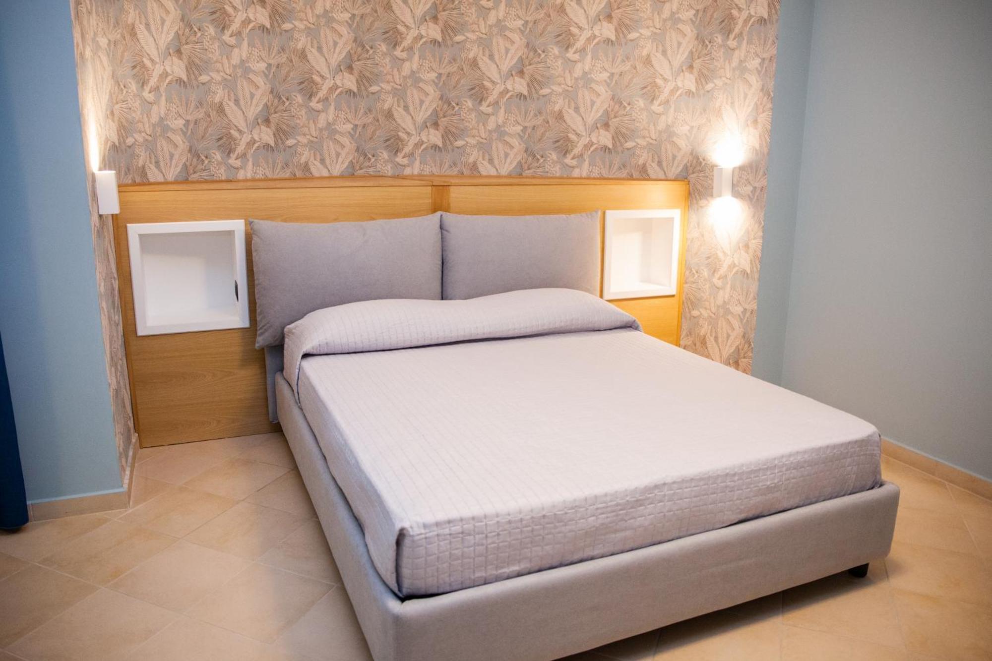 Le Colonne Bed & Breakfast Cassino Eksteriør bilde